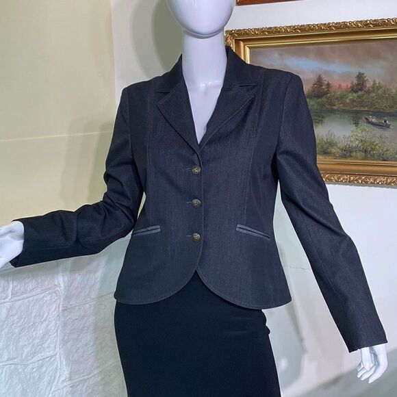 Tristan Short Fitted Blazer Jacket - Picture 1 of 11